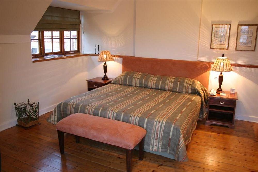 Boutique Hotel Dieci Милан Экстерьер фото